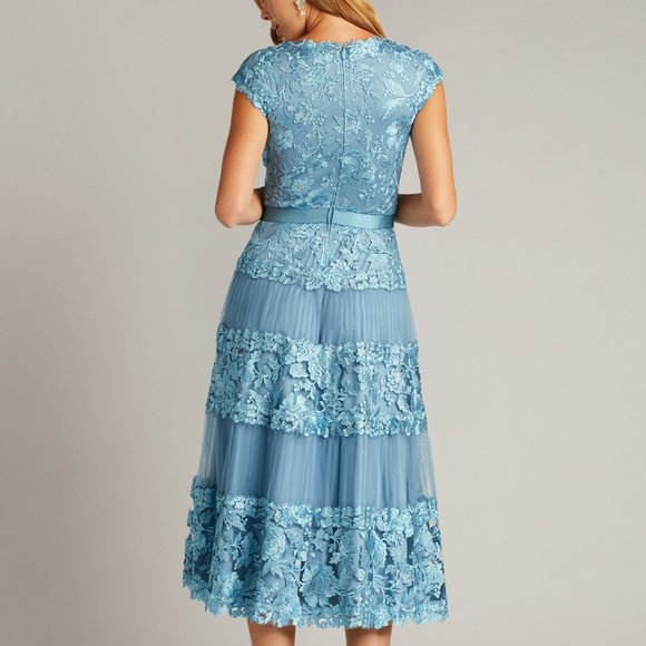 NWT Tadashi Shoji DINAH EMBROIDERED TULLE MIDI DRESS BRX22078MD BLUESTONE - Picture 2 of 2